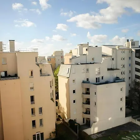 Creteil. Au Pied Du Lac. T4 De 67 M2 Apartment *