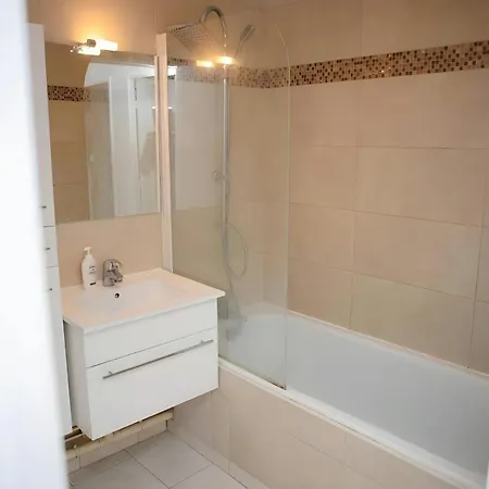 Creteil. Au Pied Du Lac. T4 De 67 M2 Apartment Creteil