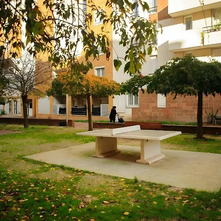 Apartment Creteil. Au Pied Du Lac. T4 De 67 M2 *